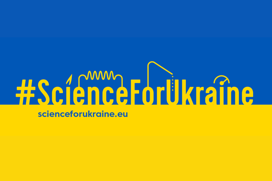 Flaga Ukrainy z napisem Science For Ukraine