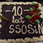 Tort z napisem "10 lat SSOSiN"