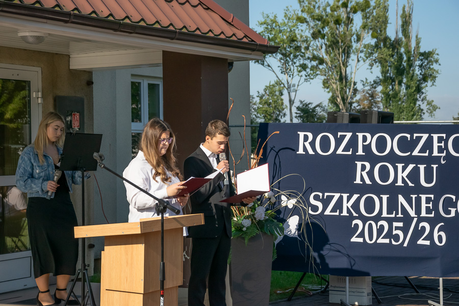 DSC 1201 krotsza 600